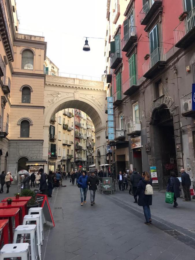 Chiaia Guest House Napoli Bagian luar foto