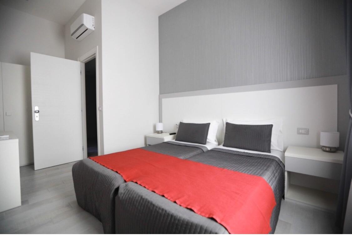 Chiaia Guest House Napoli Bagian luar foto