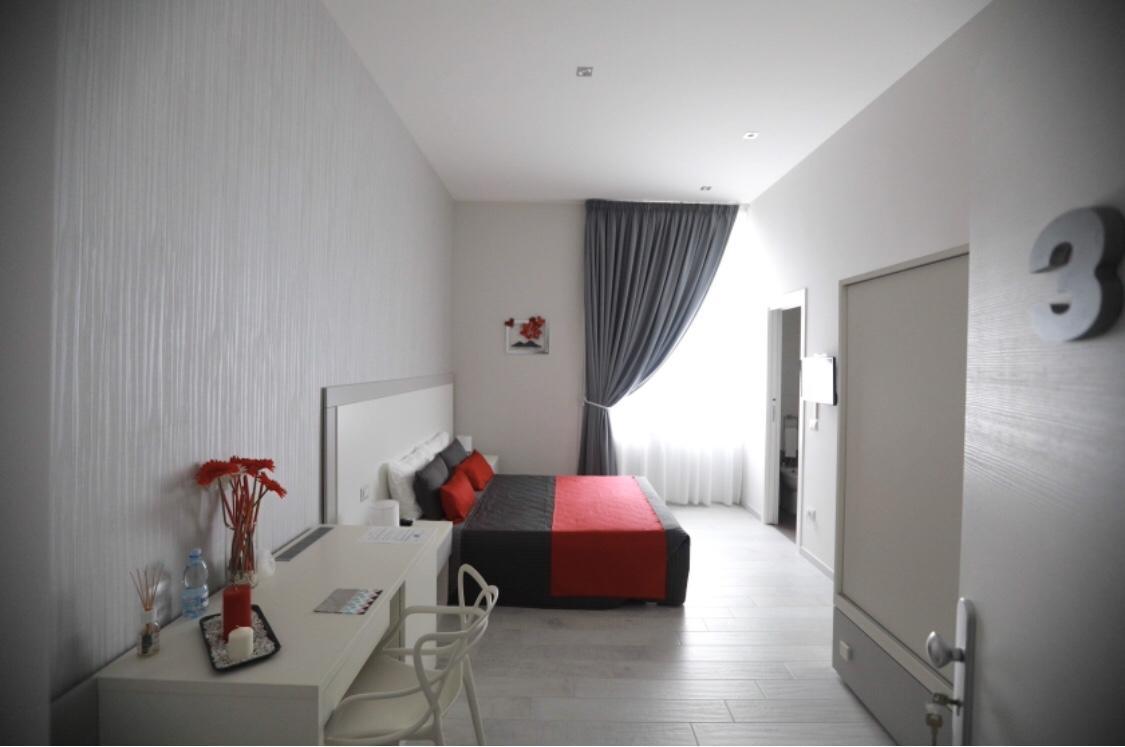 Chiaia Guest House Napoli Bagian luar foto