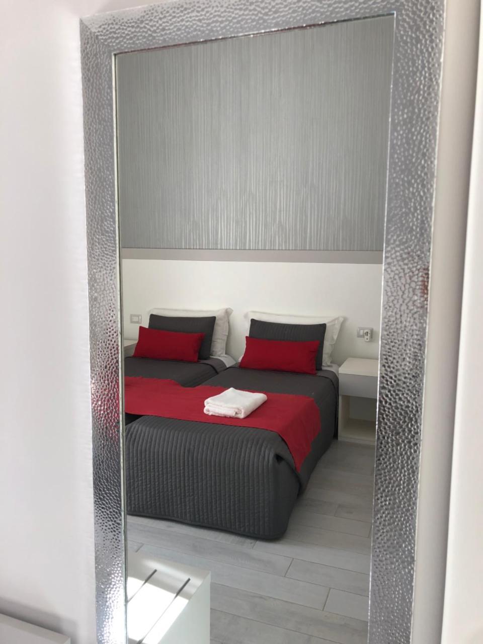 Chiaia Guest House Napoli Bagian luar foto